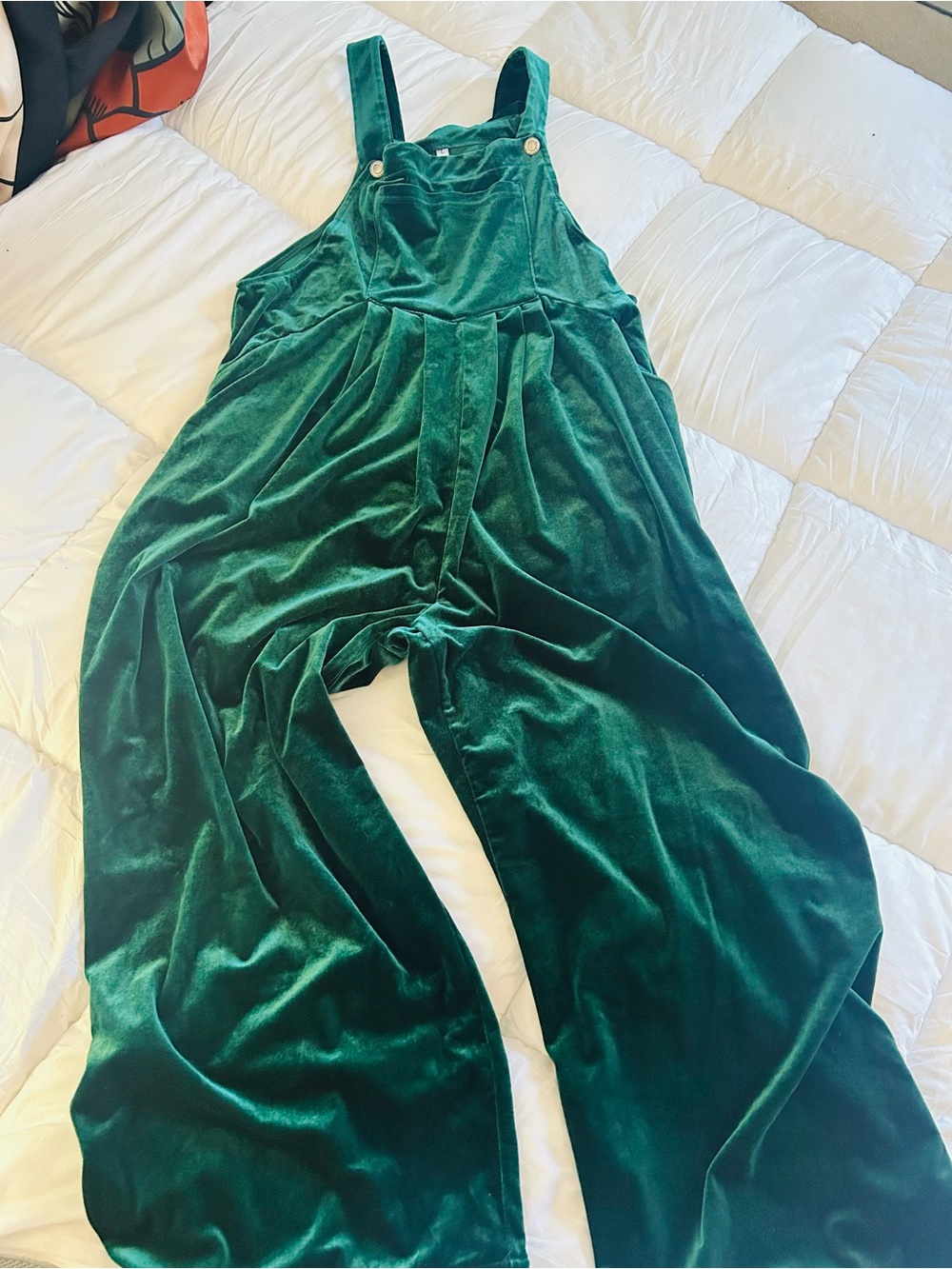 Women’s Velvet Wide-Leg Jumpsuit Overalls — Emerald Green
